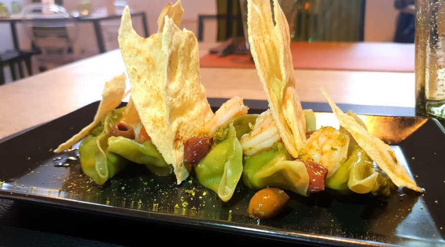 In arrivo:Gyoza alla Genovese.
Gyoza giapponesi di verdure,pesto,mazzancolle e olive taggiasche