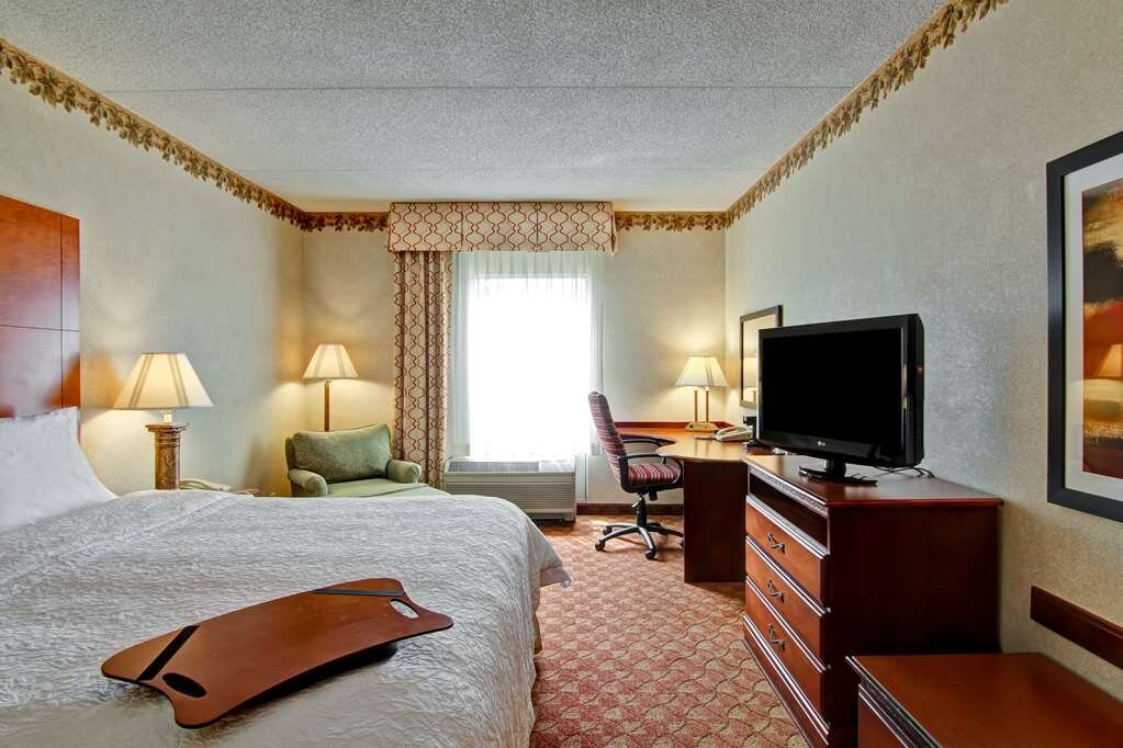 Hotel photo 79 of Hampton Inn & Suites Leesburg.
