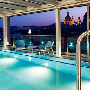 Main Picture Cortile Budapest Hotel Rooftop Pool