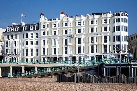Queens Hotel, hotell i Brighton