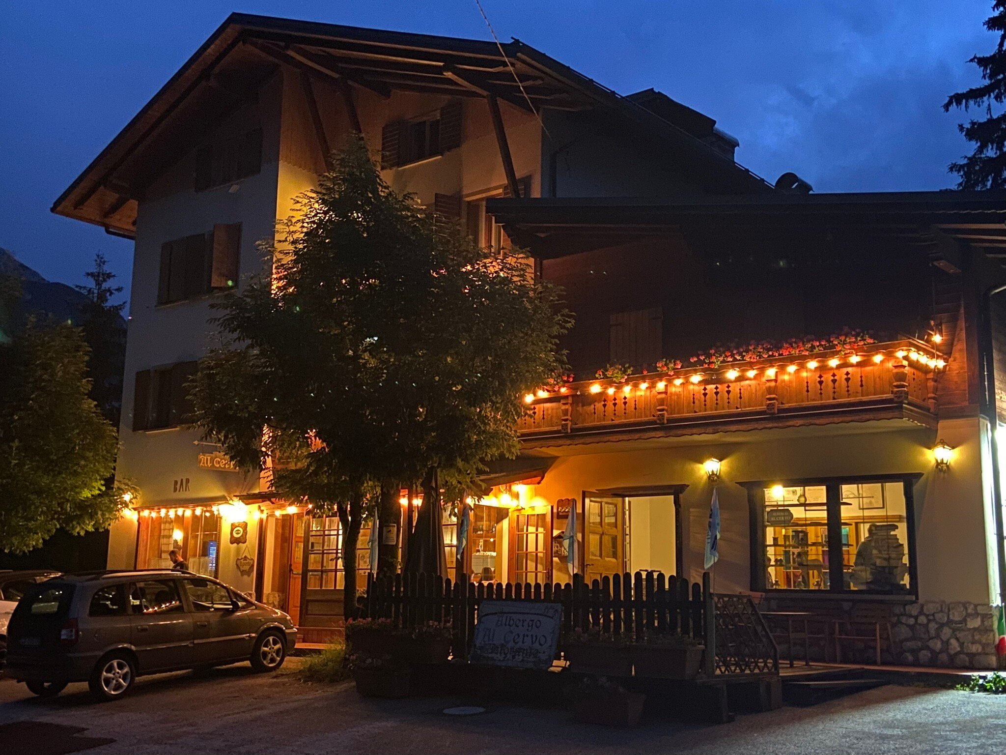 AL CERVO HOTEL (Auronzo Di Cadore) - Hostel Reviews & Photos - Tripadvisor