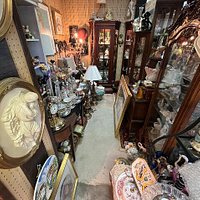 Golden Nugget Antique Market (Lambertville) - All You Need to Know ...
