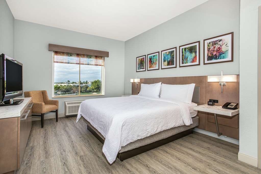 HILTON GARDEN INN PALM BEACH GARDENS 136 1 4 4 Updated 2022   Guest Room 