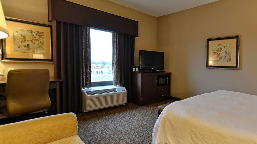 Hampton Inn Geneseo Updated 2022 Prices And Hotel Reviews Ny 8684