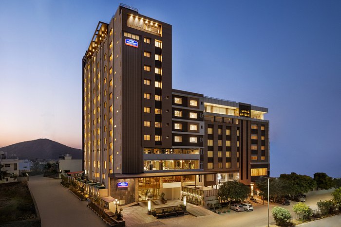 HOWARD JOHNSON BY WYNDHAM UDAIPUR - Updated 2023 Prices & Hotel Reviews  (India)