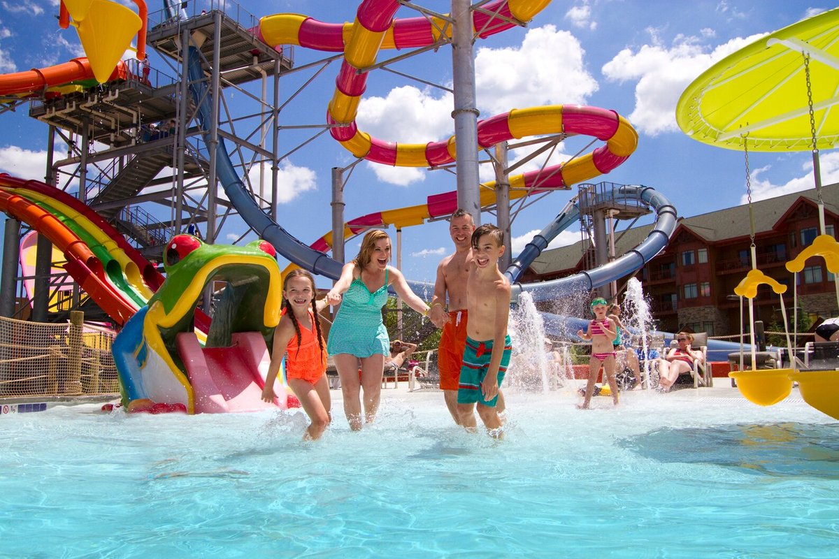 Wilderness at the Smokies Resort Water Park: Pictures & Reviews ...