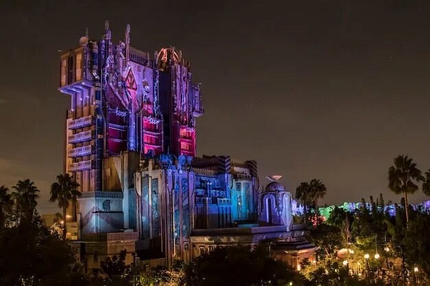 Guardians of the Galaxy ride at night