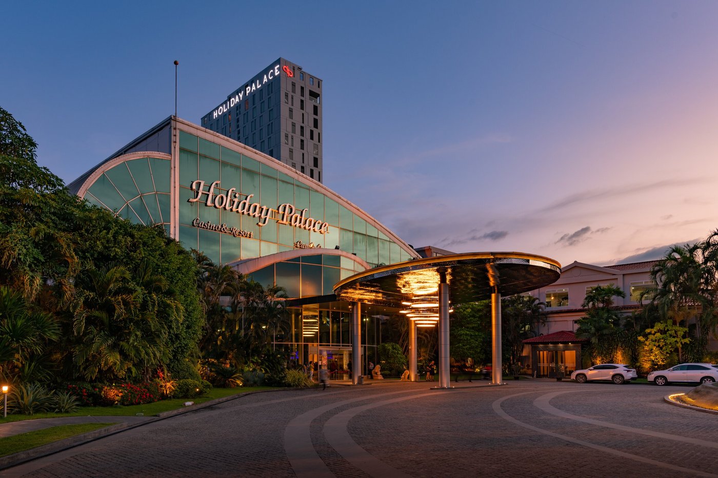 HOLIDAY PALACE - Prices & Hotel Reviews (Aranyaprathet, Thailand)