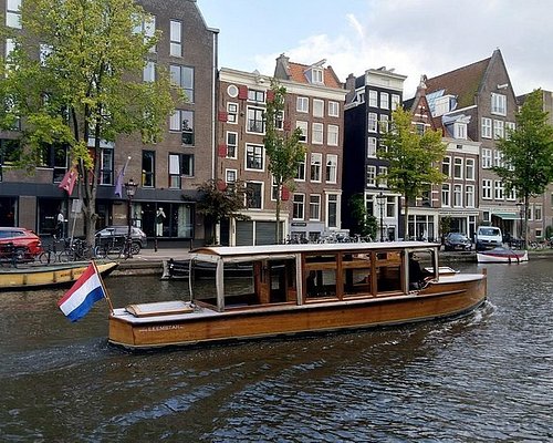 leemstar amsterdam canal cruises