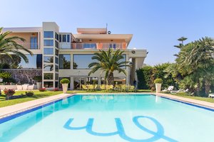 Piscina y playa