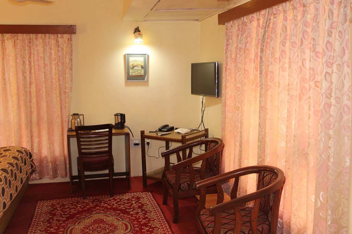 Nishaad Resort, hotel in Dharamsala