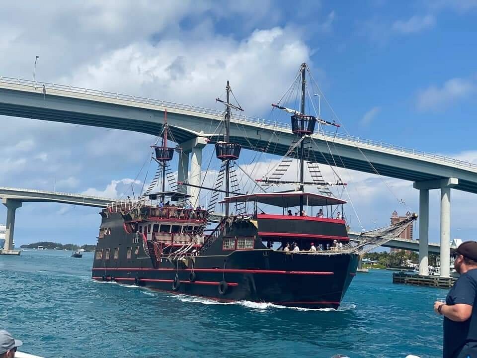 pirate ship tours