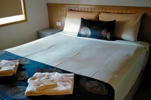 Room & Suite