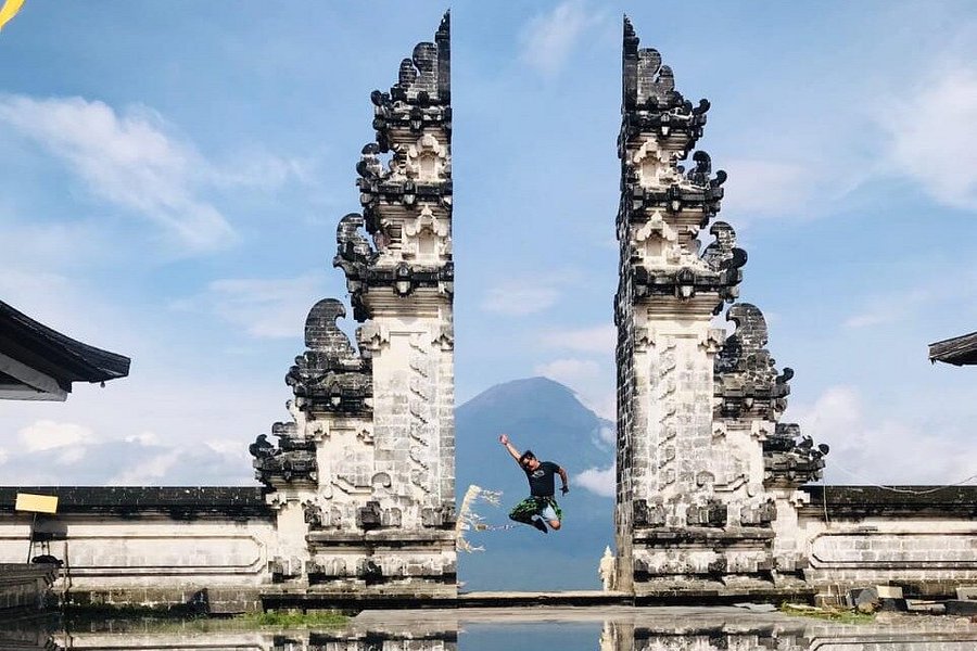 Bali Instagram Tour With Photographer image