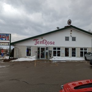 Brassette, Accueil, salle à manger...  Faites gaffe, pendant le déjeuner, A VOS FRAIS... De ne pas déranger les PILIERS DE BAR, même le matin... qui regardent SALUT BONJOUR... respect aux #boomers