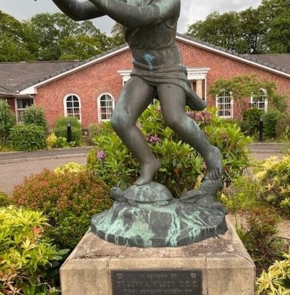 Peter Pan Statue image