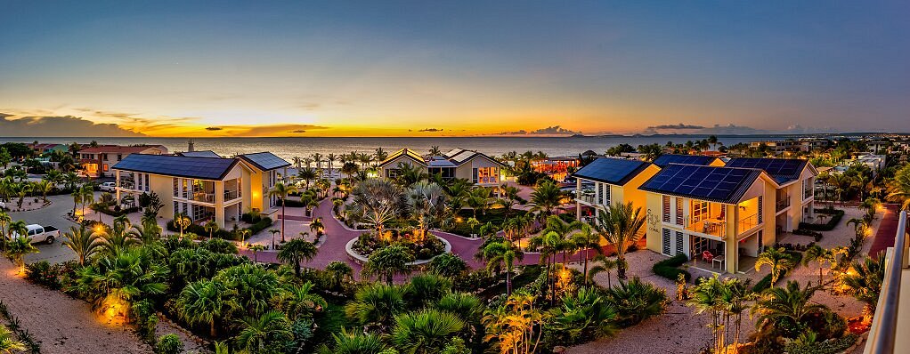 Delfins Beach Resort Bonaire, hotell i Kralendijk