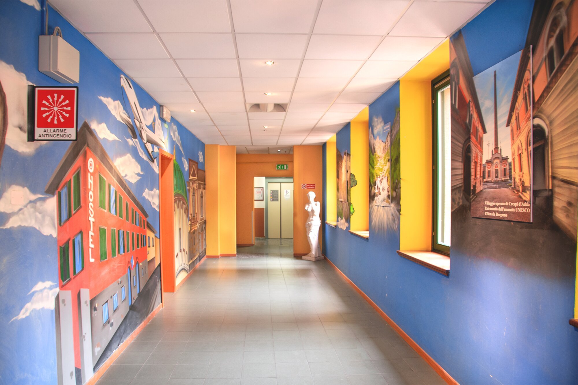 Central Hostel Bergamo by null