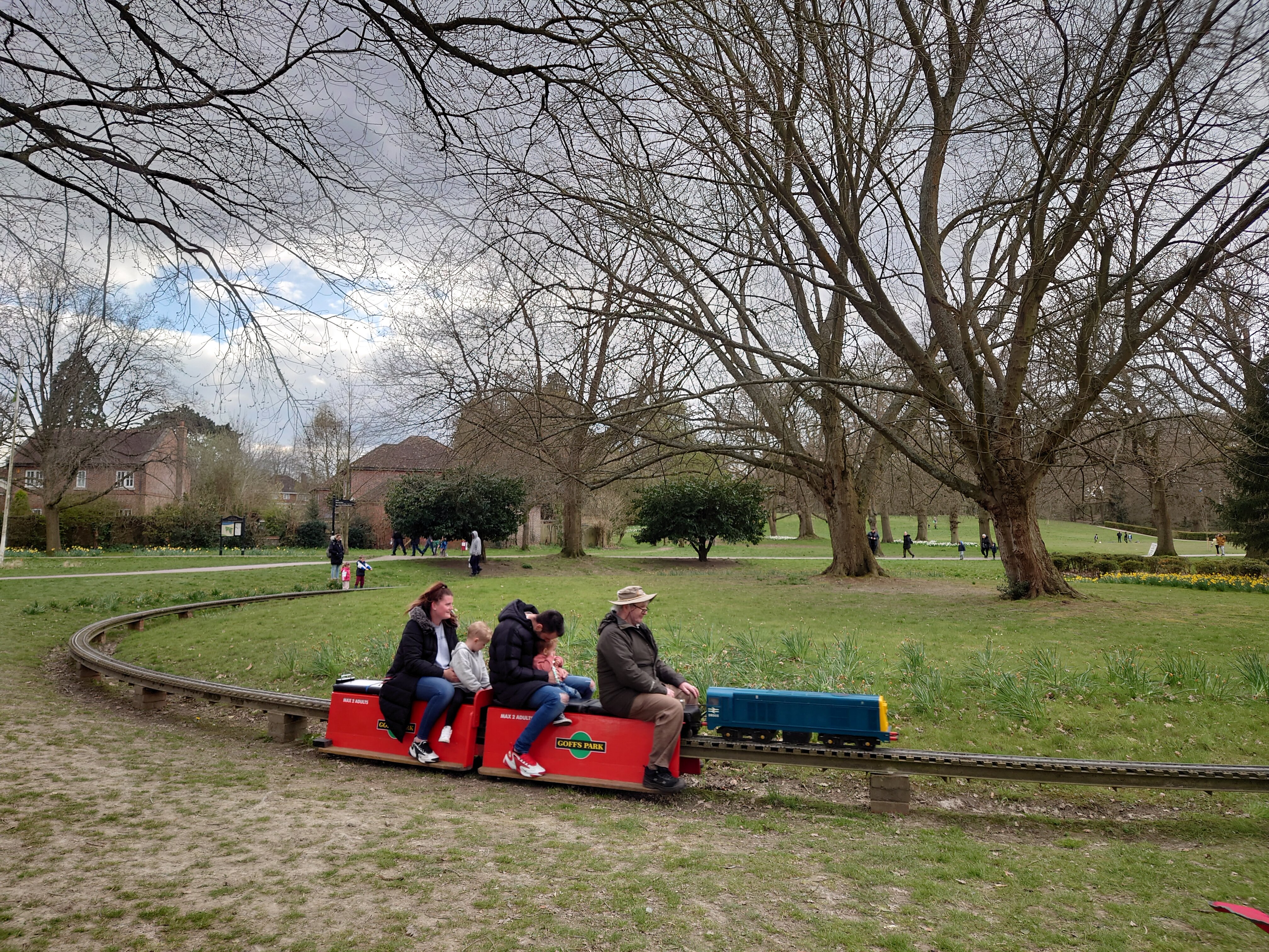 Goffs Park Light Railway (Crawley, Inggris) - Review - Tripadvisor