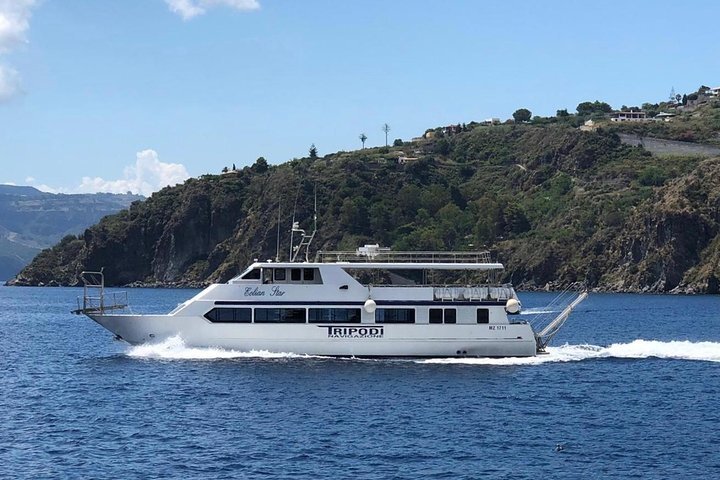 Da Vulcano a Lipari a nuoto