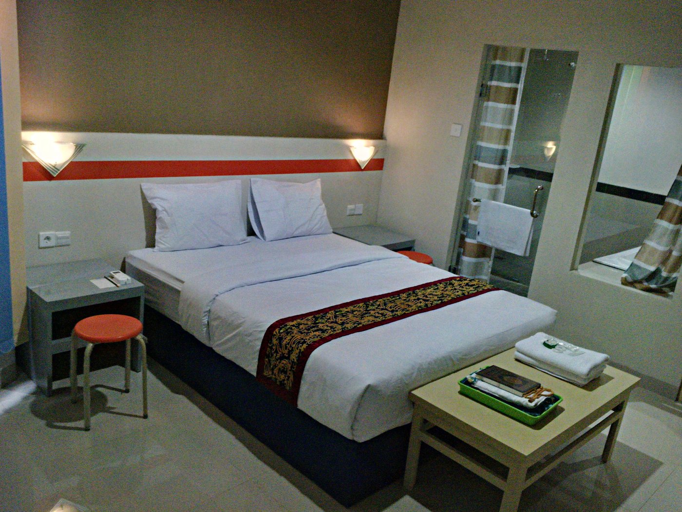 SM Hotel Syariah (Tanjung Selor) - 호텔 리뷰