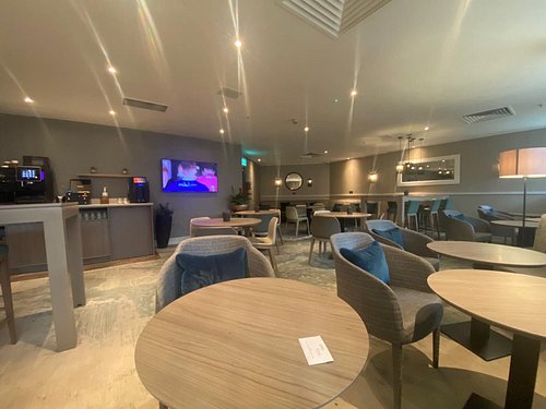 DELTA HOTELS BY MARRIOTT MANCHESTER AIRPORT $104 ($̶1̶1̶8̶) - Updated