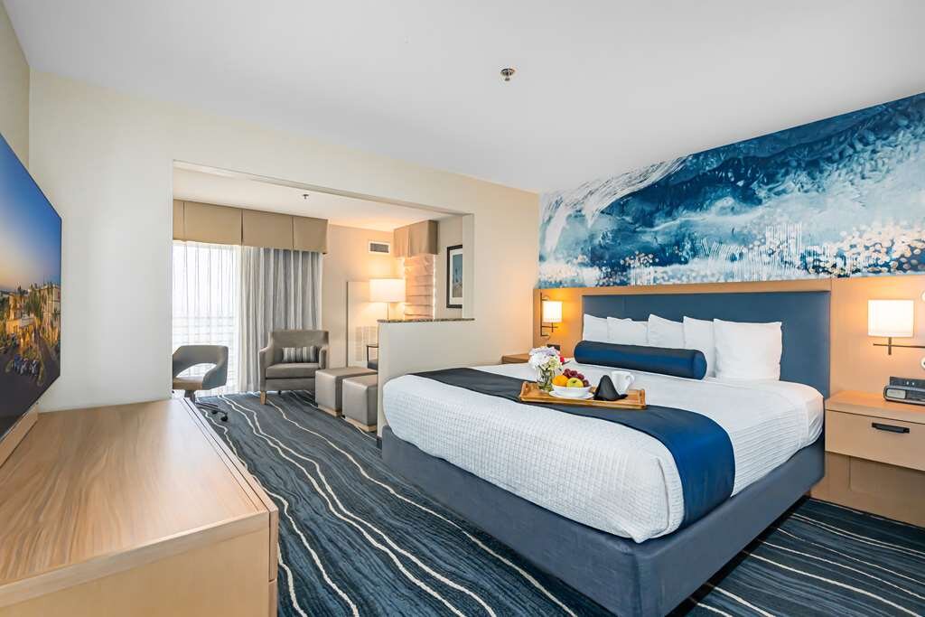 BEST WESTERN PLUS MARINA GATEWAY HOTEL - Updated 2022 Prices & Reviews ...