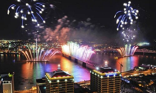 Thunder Over Louisville, happening this weekend, kicks off the two weeks of celebrations and events leading up to the Kentucky Derby. Thunder Over Louisville is the largest annual fireworks show in North America.