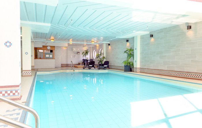 Rodd Grand Yarmouth Hotel Pool: Pictures & Reviews - Tripadvisor