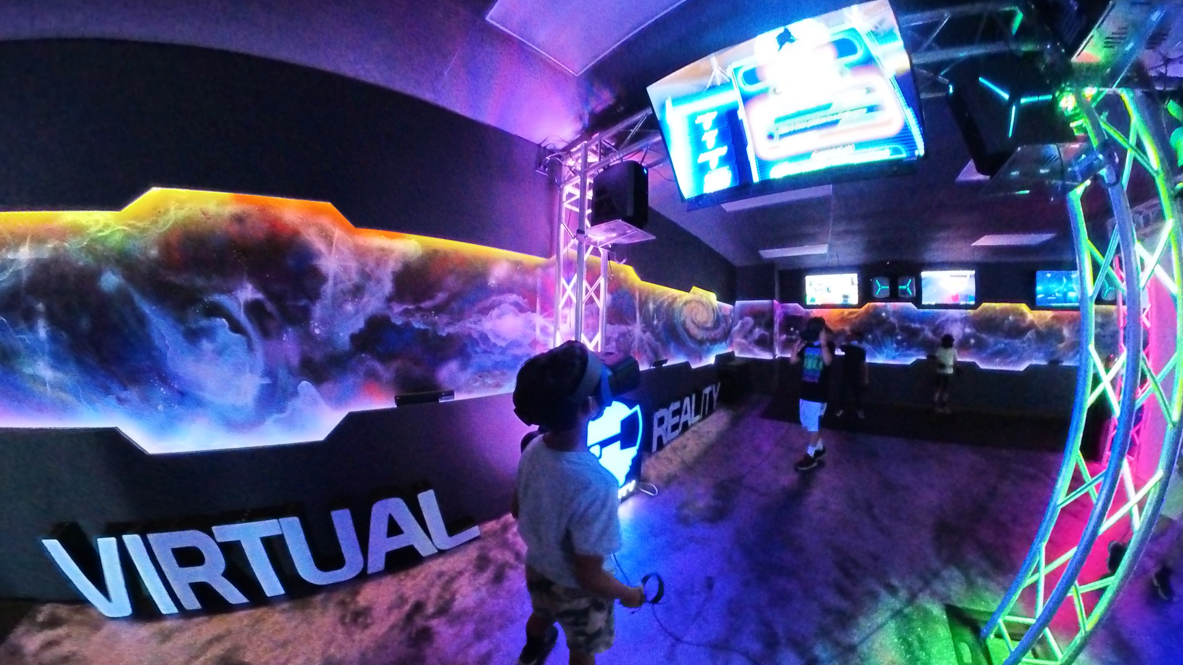 Los Virtuality - Virtual Reality Gaming Center - Los Angeles - Los ...