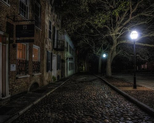ghost tours of charleston