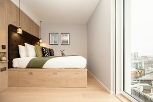 Room & Suite