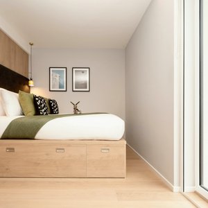 Wilde Aparthotels By Staycity, St Peters Square in Manchester, image may contain: Furniture, Bedroom, Indoors, Interior Design