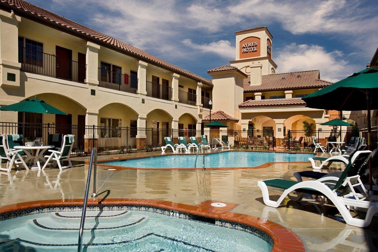 AYRES HOTEL REDLANDS $125 ($̶1̶7̶1̶) - Updated 2022 Prices & Reviews - CA