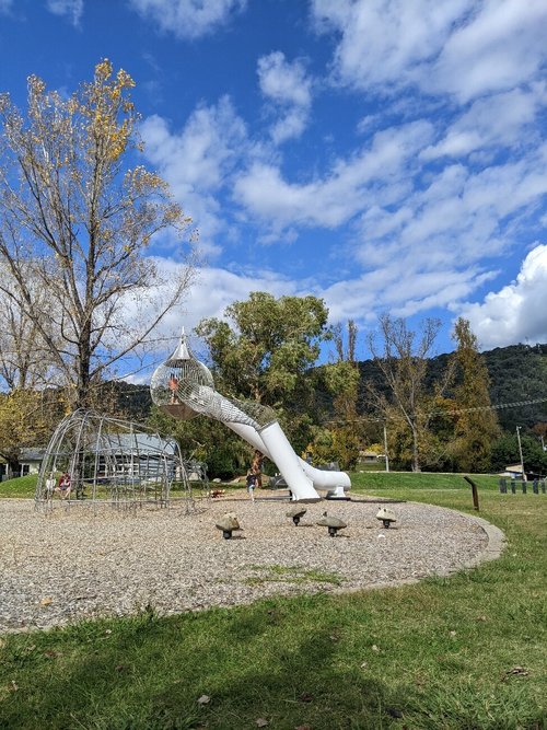 Mount Beauty review images