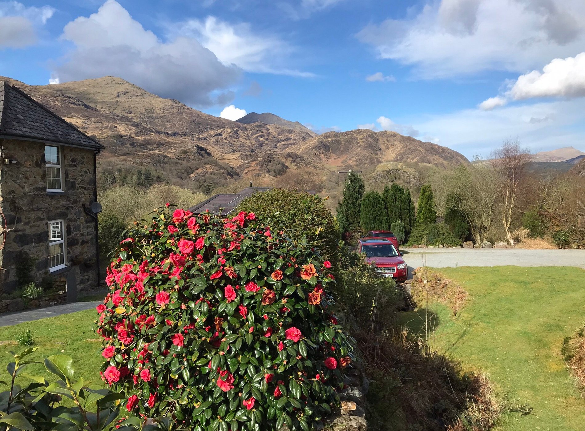 Sygun Fawr Hotel by null