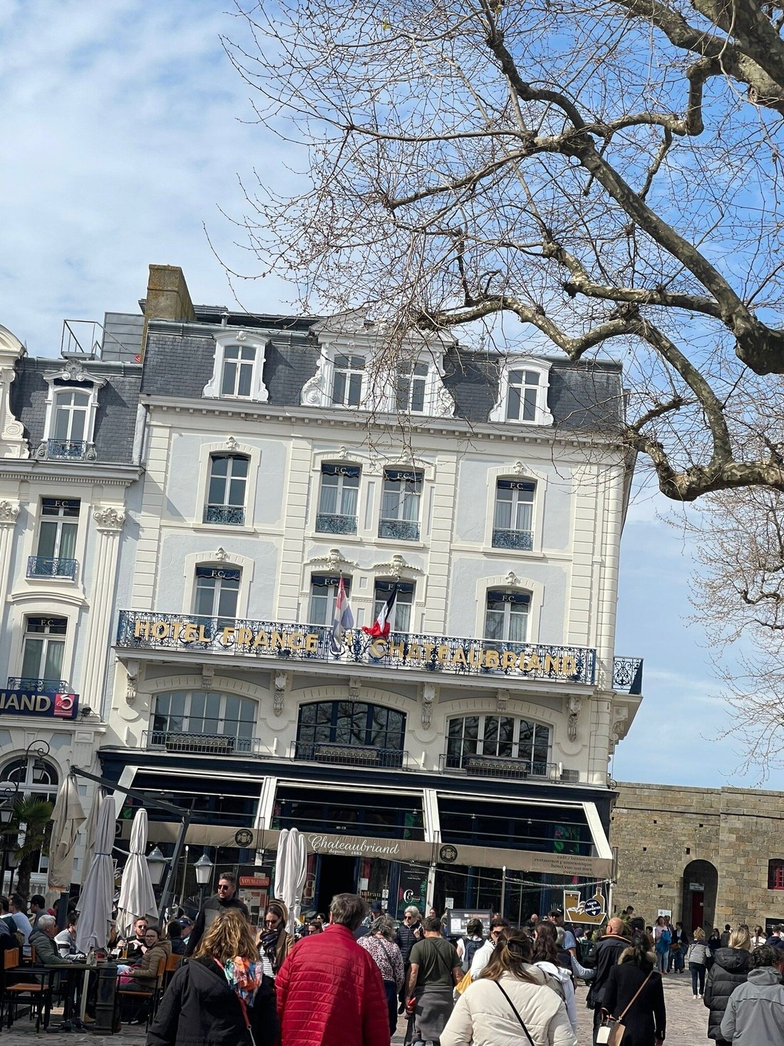 HÔTEL FRANCE & CHATEAUBRIAND (AU$184): 2024 Prices & Reviews (Saint-Malo) -  Photos of Hotel - Tripadvisor