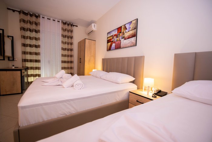 Hotel Zanzi Rooms: Pictures & Reviews - Tripadvisor