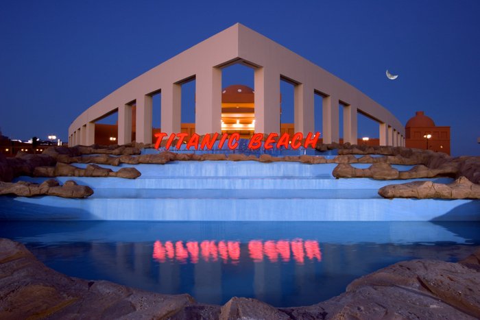 TITANIC BEACH SPA & AQUA PARK $93 ($̶2̶6̶0̶) - Updated 2023 Prices & Resort  Reviews - Hurghada, Egypt