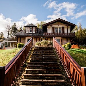 The breathtaking Main Lodge, where your dreams come true. 