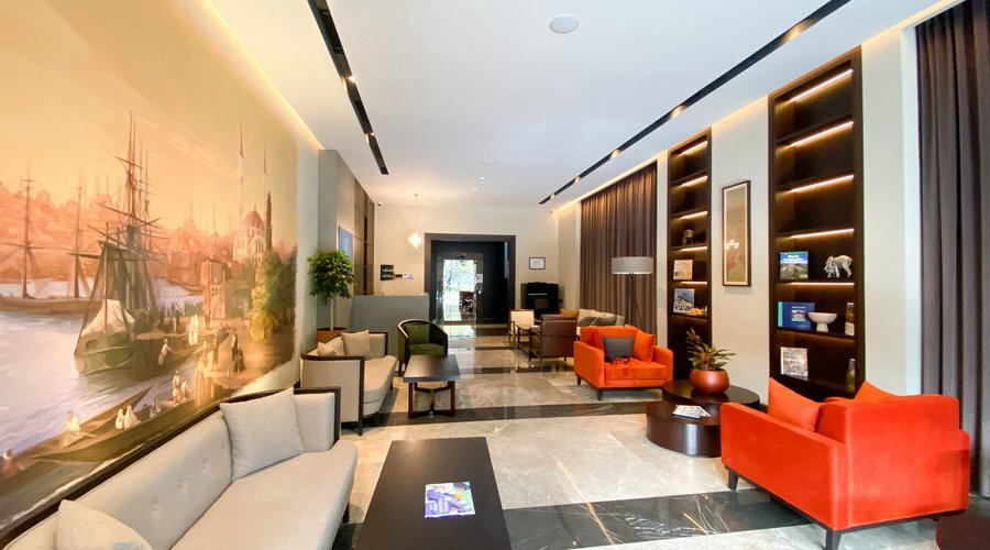 Lobby (Sitting Area)