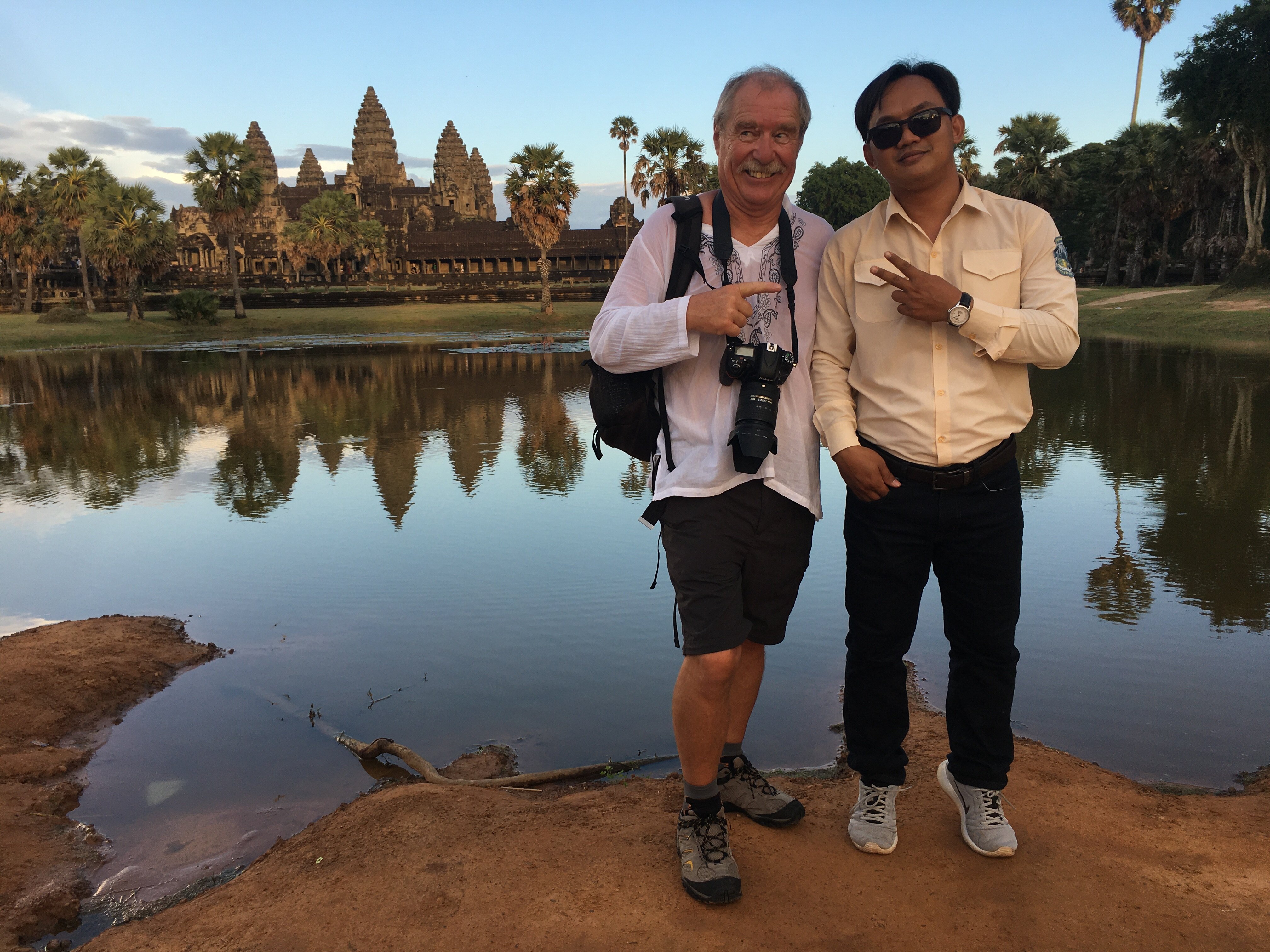 Angkor Voyage (Guide francophone Cambodge) - All You Need to