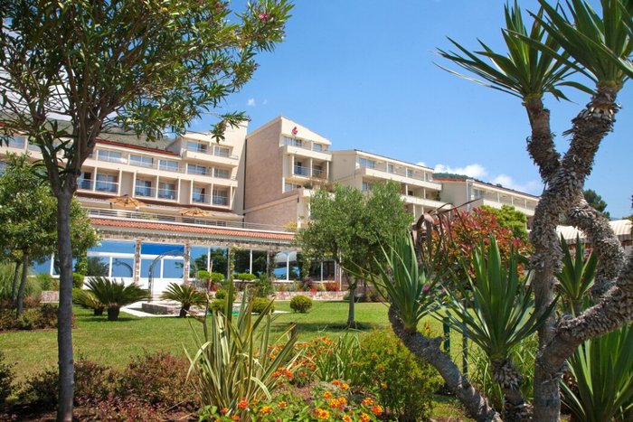 Petrovac hotel palas