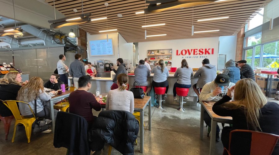 Loveski Deli