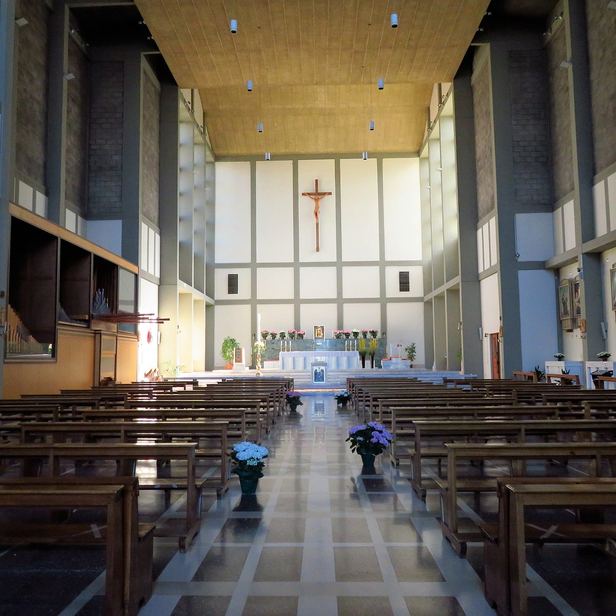 Chiesa Della Beata Vergine Maria Madre Della Chiesa Chiesa Della Beata Vergine Maria Madre Della Divina Provvidenza - O que