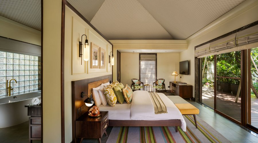 Luxury Tented Suite Ganges view