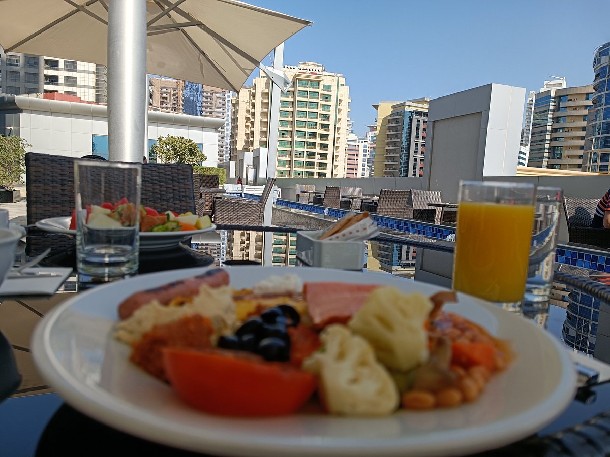 Отель Миллениум Плейс барша Дубай. Миллениум Плейс Дубай Завтраки. Доброе утро Дубай. Завтраки в Хилтоне Аль барша Дубаи. Завтрак в дубае