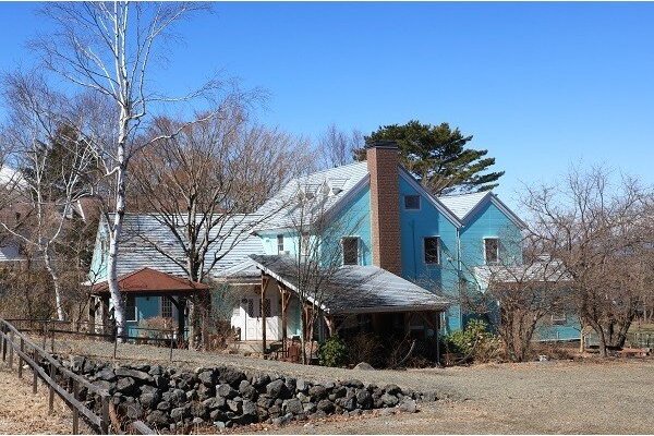 施設の外観です。
 約2500㎡を超える敷地からは富士山を眺望できます。
