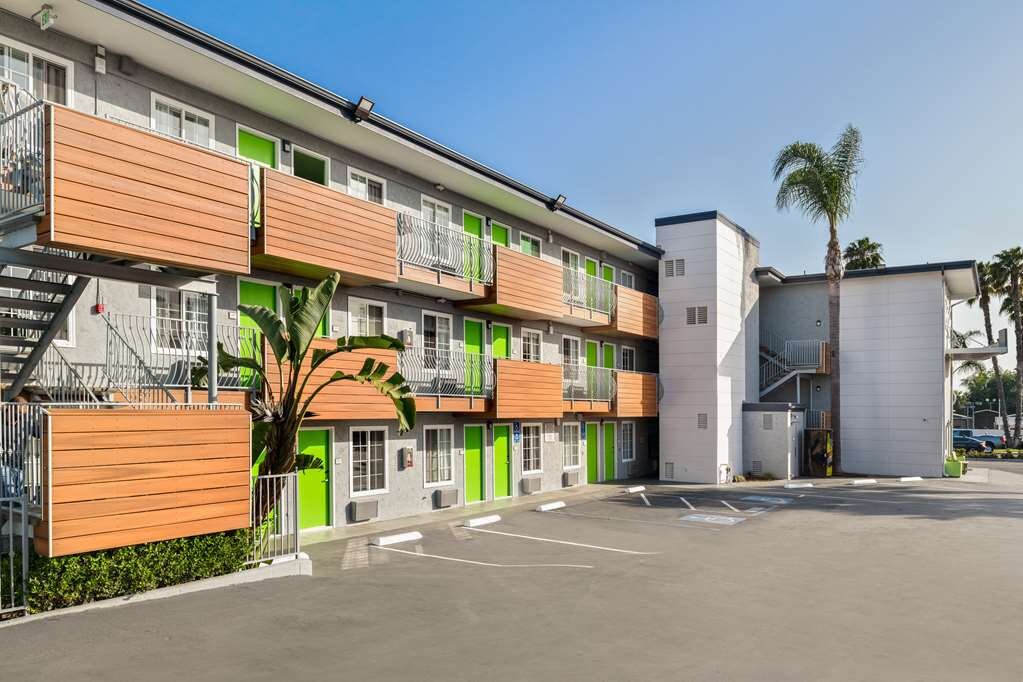 Hotel photo 64 of SureStay Hotel By Best Western San Diego Pacific Beach.