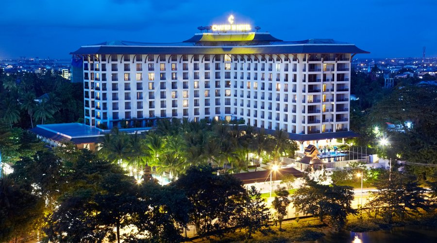 Exterior shot of Chatrium Hotel Royal Lake Yangon